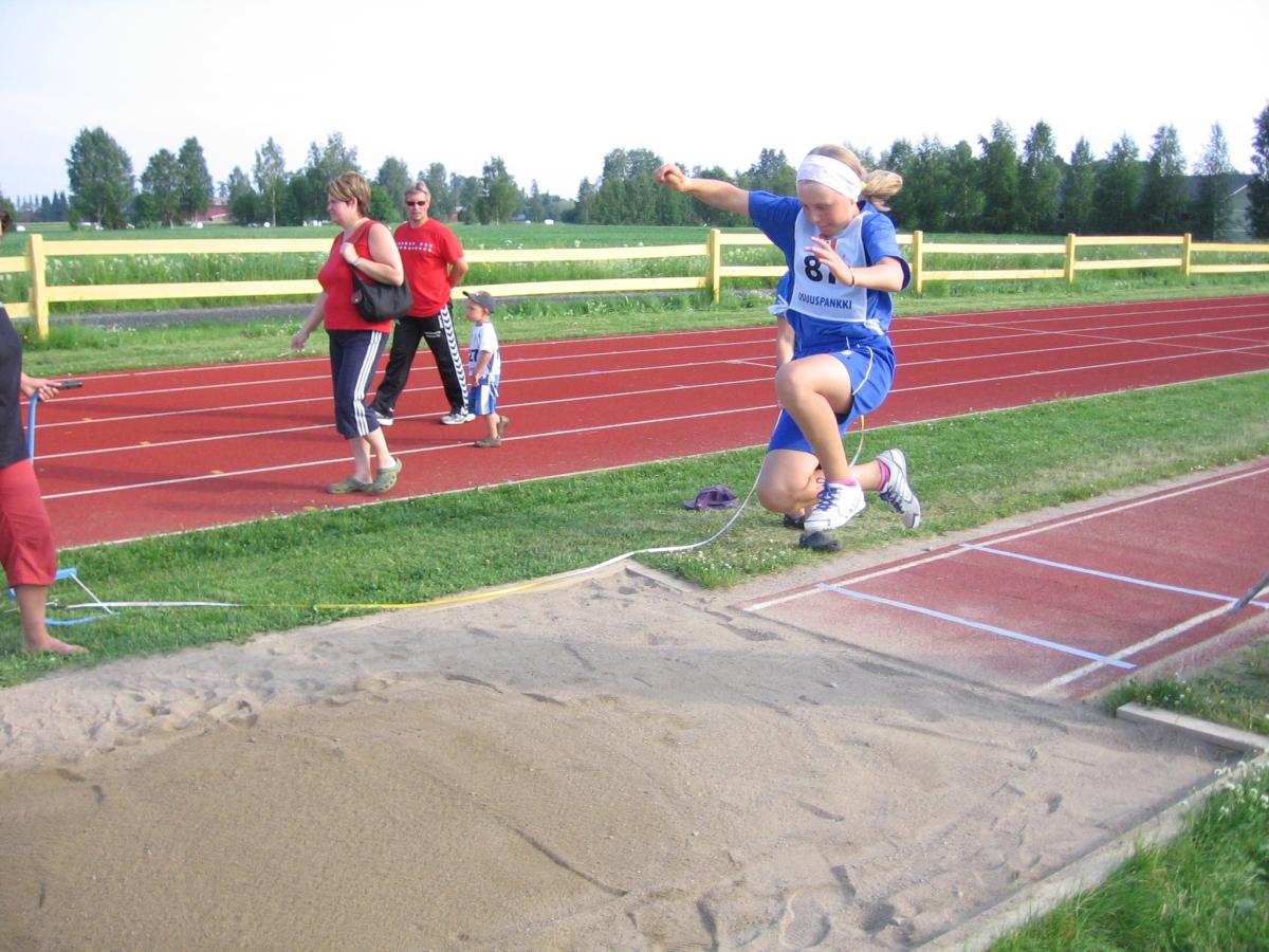 Oona Järvinen, pituushyppy Huiluukisat Maaninka